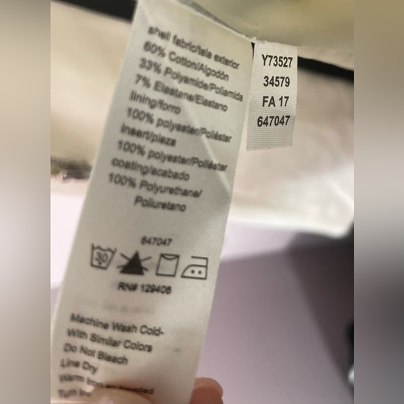 VENUS classy wear with anything spring jacket. Like new condition. - Picture 2 of 10